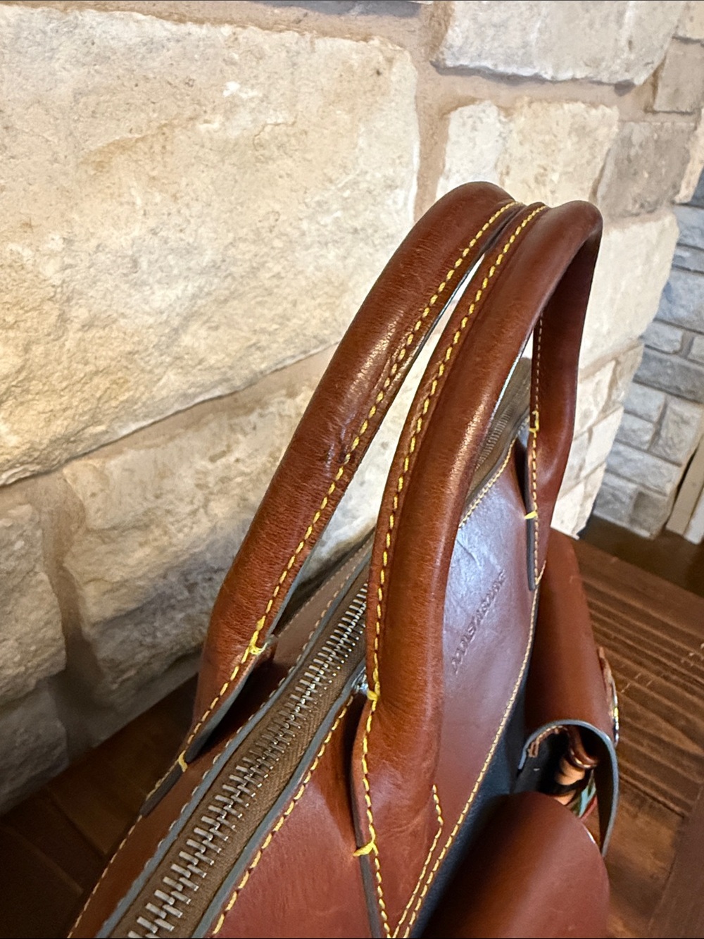 Dooney & Bourke vintage black/brown/sand Q3 Bolero Bag - Picture 10 of 13